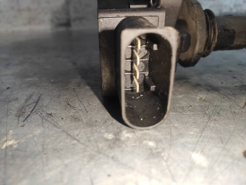 Recambio de bobina encendido para mercedes clase cl (w216) coupe 500 4-matic (216.386) referencia OEM IAM A0001502780  