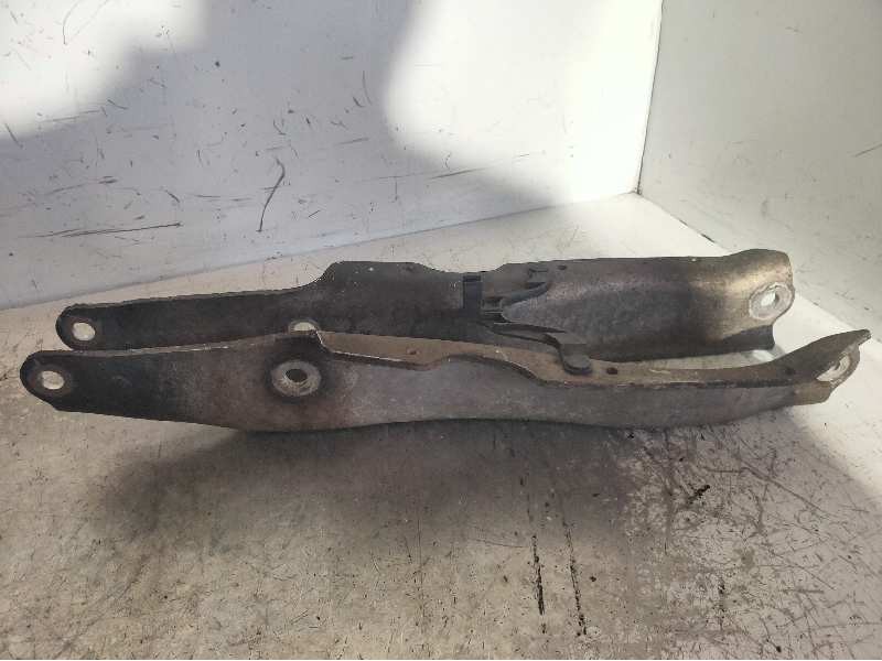 Recambio de brazo suspension superior trasero izquierdo para mercedes clase s (w220) berlina 4.3 v8 24v cat referencia OEM IAM  