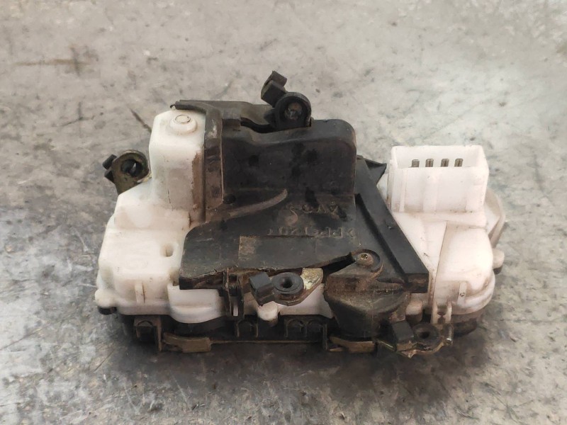 Recambio de motor cierre centralizado delantero izquierdo para peugeot 406 coupe (s1/s2) 2.2 hdi referencia OEM IAM   