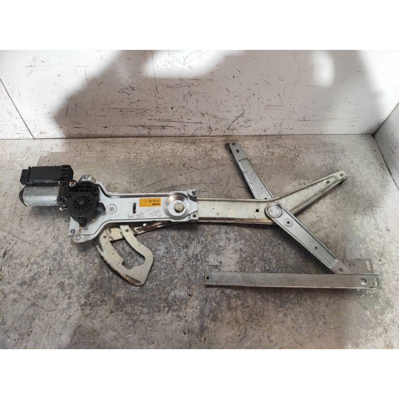 Recambio de elevalunas delantero derecho para peugeot 406 coupe (s1/s2) 2.2 hdi referencia OEM IAM 0130821693 ZU03140200 