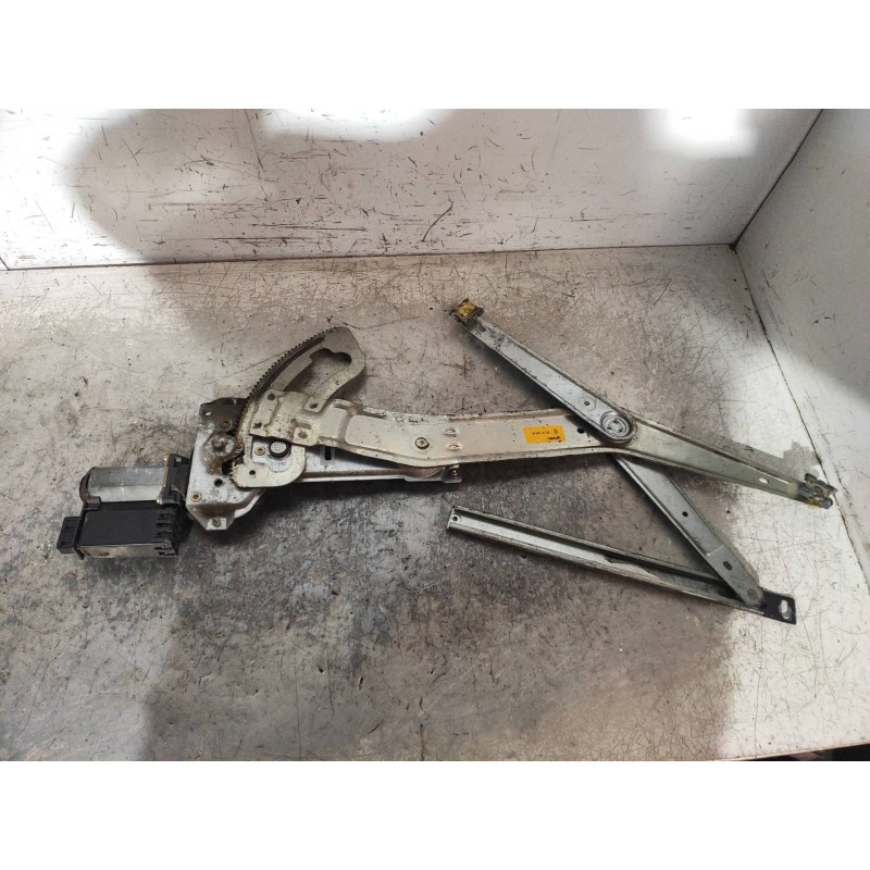 Recambio de elevalunas delantero derecho para peugeot 406 coupe (s1/s2) 2.2 hdi referencia OEM IAM 0130821693 ZU03140200 