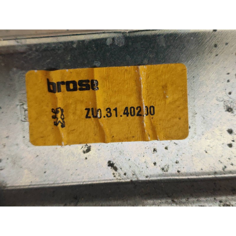 Recambio de elevalunas delantero derecho para peugeot 406 coupe (s1/s2) 2.2 hdi referencia OEM IAM 0130821693 ZU03140200 