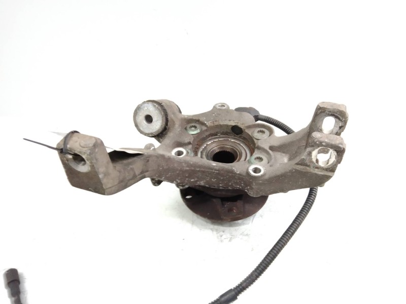 Recambio de mangueta trasera derecha para audi a8 (d2) 3.7 quattro referencia OEM IAM    Recambio de mangueta trasera derecha para audi a8 (d2) 3.7 quattro referencia OEM IAM