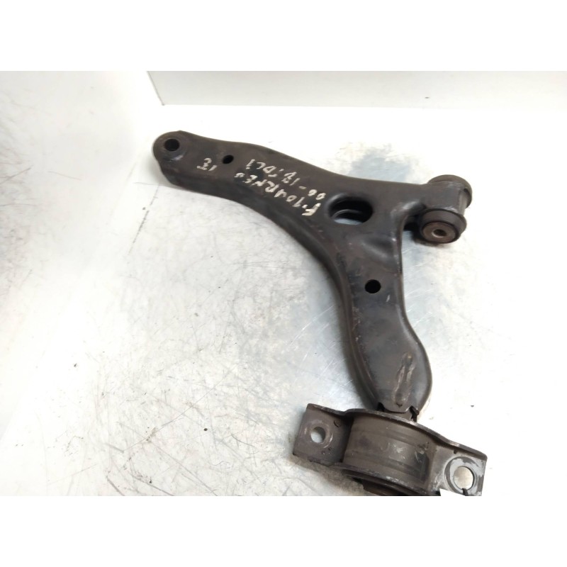 Recambio de brazo suspension inferior delantero izquierdo para ford transit connect (tc7) 1.8 tddi turbodiesel cat referencia OE