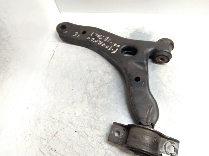 Recambio de brazo suspension inferior delantero izquierdo para ford transit connect (tc7) 1.8 tddi turbodiesel cat referencia OE