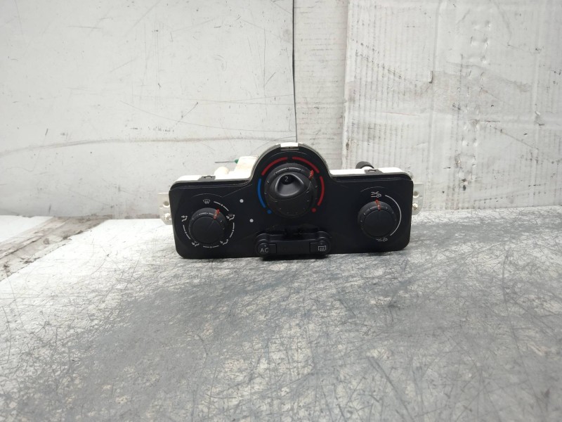 Recambio de mando calefaccion / aire acondicionado para renault modus luxe privilege referencia OEM IAM 69597003 030967W 6959000