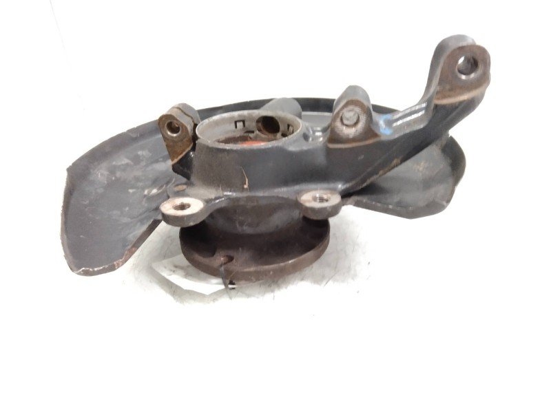 Recambio de mangueta delantera derecha para audi coupe (8b3) básico referencia OEM IAM   