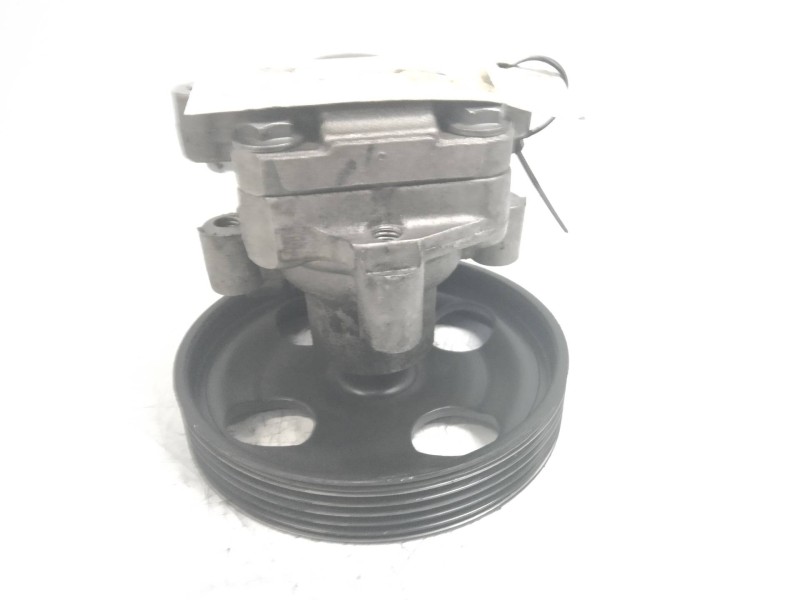 Recambio de bomba direccion para ford fusion (cbk) 1.4 tdci cat referencia OEM IAM   