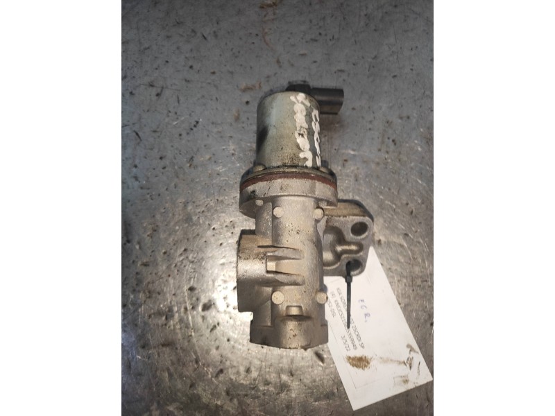 Recambio de valvula egr para kia sorento 2.5 crdi ex referencia OEM IAM   