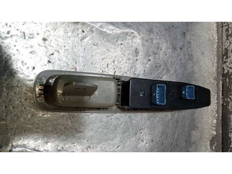 Recambio de mando elevalunas delantero izquierdo para chevrolet evanda cdx referencia OEM IAM   