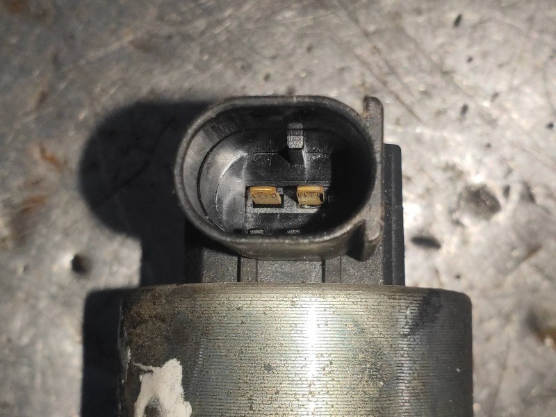 Recambio de valvula egr para kia sorento 2.5 crdi ex referencia OEM IAM   