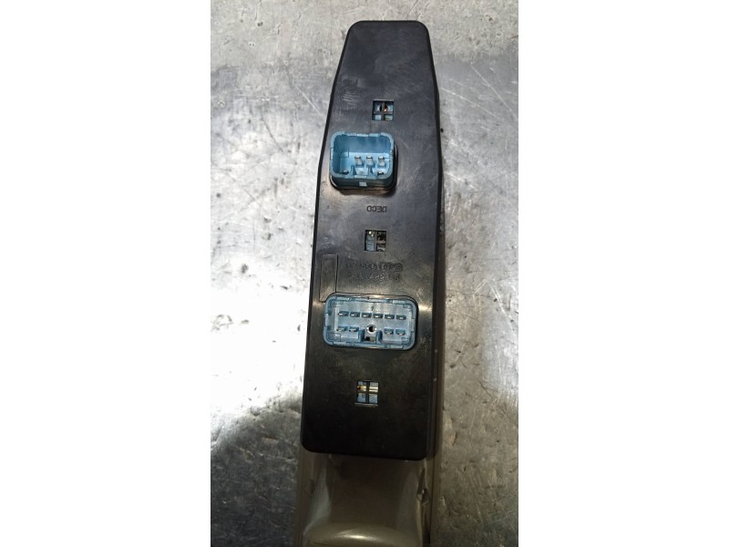 Recambio de mando elevalunas delantero izquierdo para chevrolet evanda cdx referencia OEM IAM   