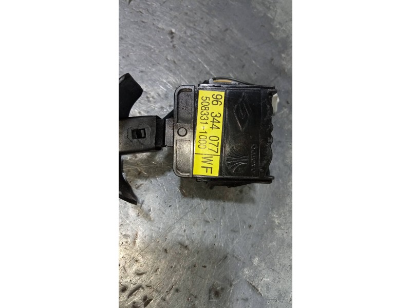Recambio de mando limpia para chevrolet evanda cdx referencia OEM IAM 961344077  