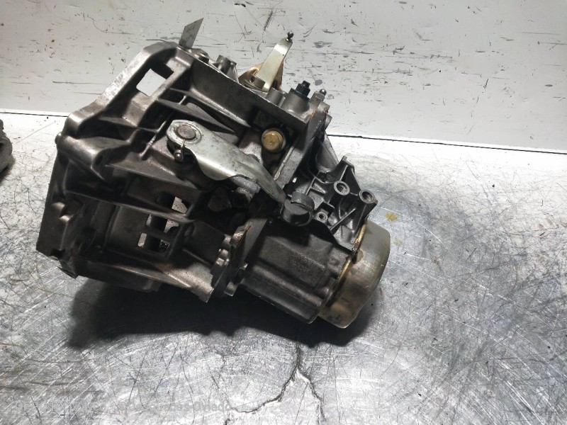 Recambio de caja cambios para citroen xantia berlina 1.9 turbodiesel referencia OEM IAM 20CL66 4181857B 