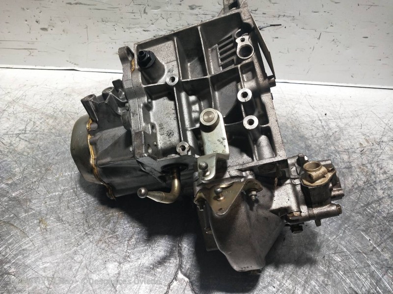 Recambio de caja cambios para citroen xantia berlina 1.9 turbodiesel referencia OEM IAM 20CL66 4181857B 