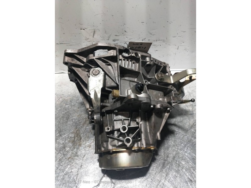 Recambio de caja cambios para citroen xantia berlina 1.9 turbodiesel referencia OEM IAM 20CL66 4181857B 