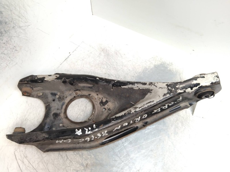 Recambio de brazo suspension inferior trasero derecho para ford orion referencia OEM IAM    Recambio de brazo suspension inferior trasero derecho para ford orion referencia OEM IAM