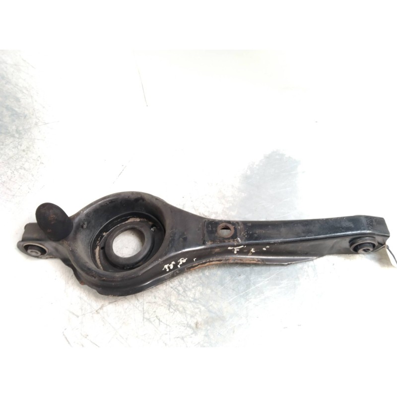 Recambio de brazo suspension inferior trasero izquierdo para ford focus berlina (cap) 1.6 16v cat referencia OEM IAM   