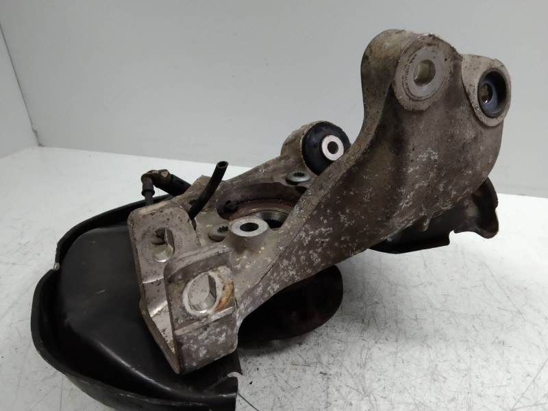 Recambio de mangueta trasera izquierda para audi a6 berlina (4f2) 3.0 tdi quattro (165kw) referencia OEM IAM   