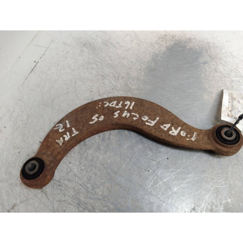 Recambio de brazo suspension inferior trasero izquierdo para ford focus berlina (cap) 1.6 tdci cat referencia OEM IAM   
