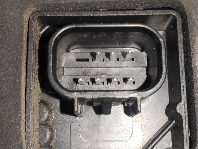 Recambio de piloto trasero izquierdo para fiat doblo 1.3 16v jtd cat referencia OEM IAM 518106740  