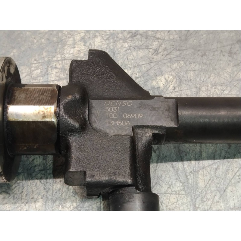Recambio de inyector para mazda 6 berlina (gg) 2.0 crtd 120 active (5-ptas.) referencia OEM IAM 13H50A  DENSO