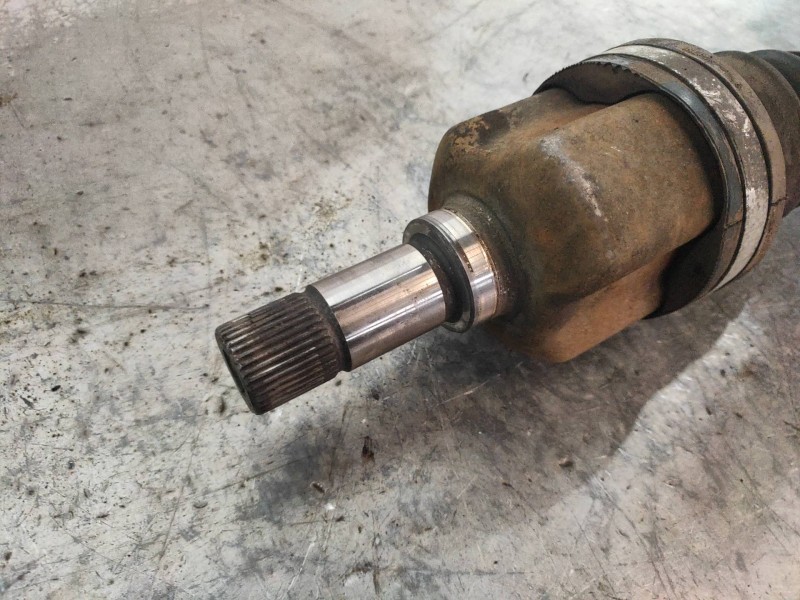 Recambio de transmision delantera izquierda para peugeot 406 coupe (s1/s2) 2.2 hdi referencia OEM IAM 9636203880  