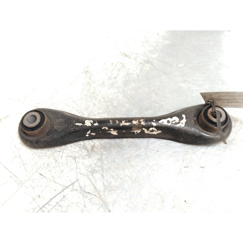Recambio de brazo suspension inferior trasero derecho para ford focus berlina (cap) 2.0 tdci cat referencia OEM IAM   