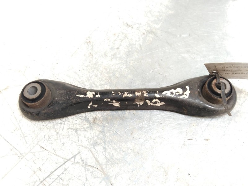 Recambio de brazo suspension inferior trasero derecho para ford focus berlina (cap) 2.0 tdci cat referencia OEM IAM   