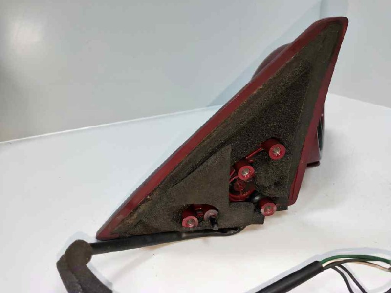 Recambio de retrovisor derecho para mazda 626 berlina (ge) referencia OEM IAM   ELECTRICO