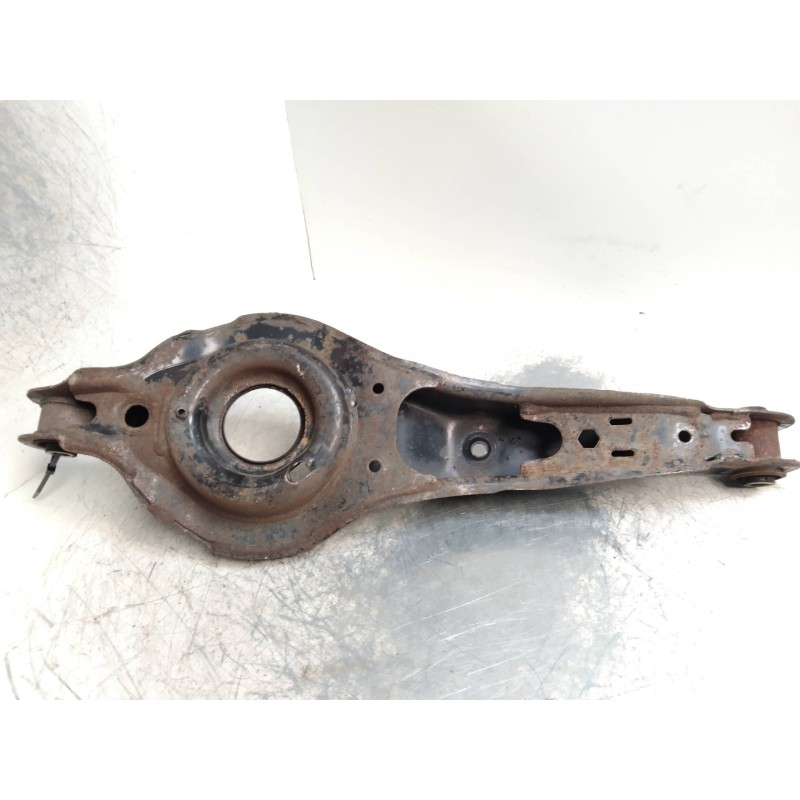 Recambio de brazo suspension inferior trasero izquierdo para ford focus berlina (cap) 2.0 tdci cat referencia OEM IAM   