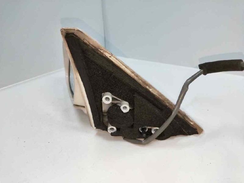 Recambio de retrovisor izquierdo para mazda 626 berlina (ge) referencia OEM IAM   ELECTRICO