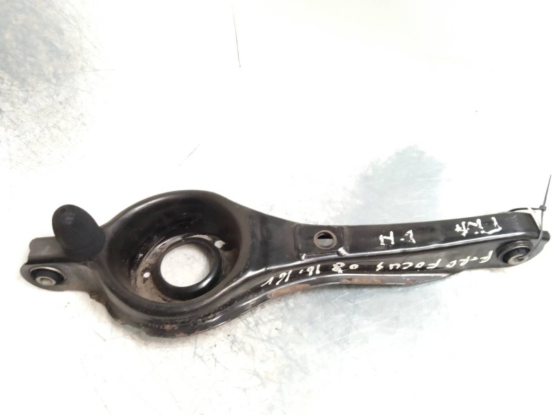 Recambio de brazo suspension inferior trasero derecho para ford focus berlina (cap) 1.6 16v cat referencia OEM IAM   