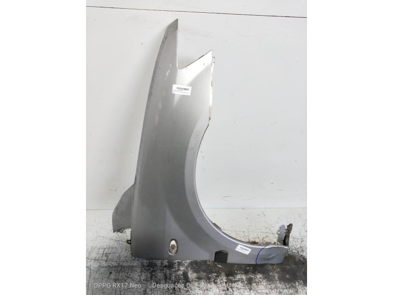 Recambio de aleta delantera derecha para mitsubishi space wagon (n80/n90) 2,4 glx referencia OEM IAM   