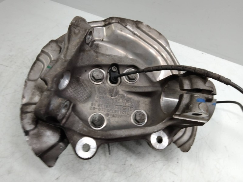 Recambio de mangueta delantera derecha para bmw serie 1 berlina (e81/e87) 118d referencia OEM IAM   