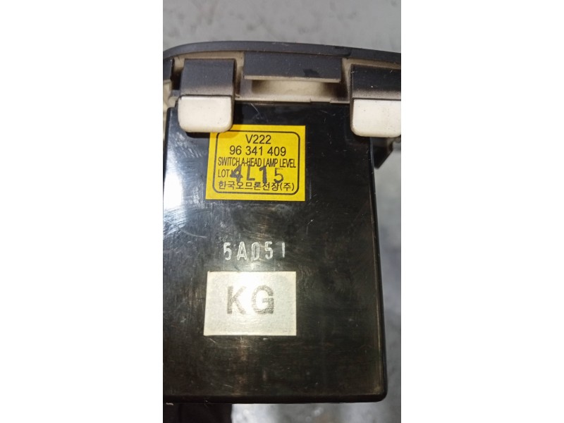 Recambio de mando luces para chevrolet evanda cdx referencia OEM IAM   