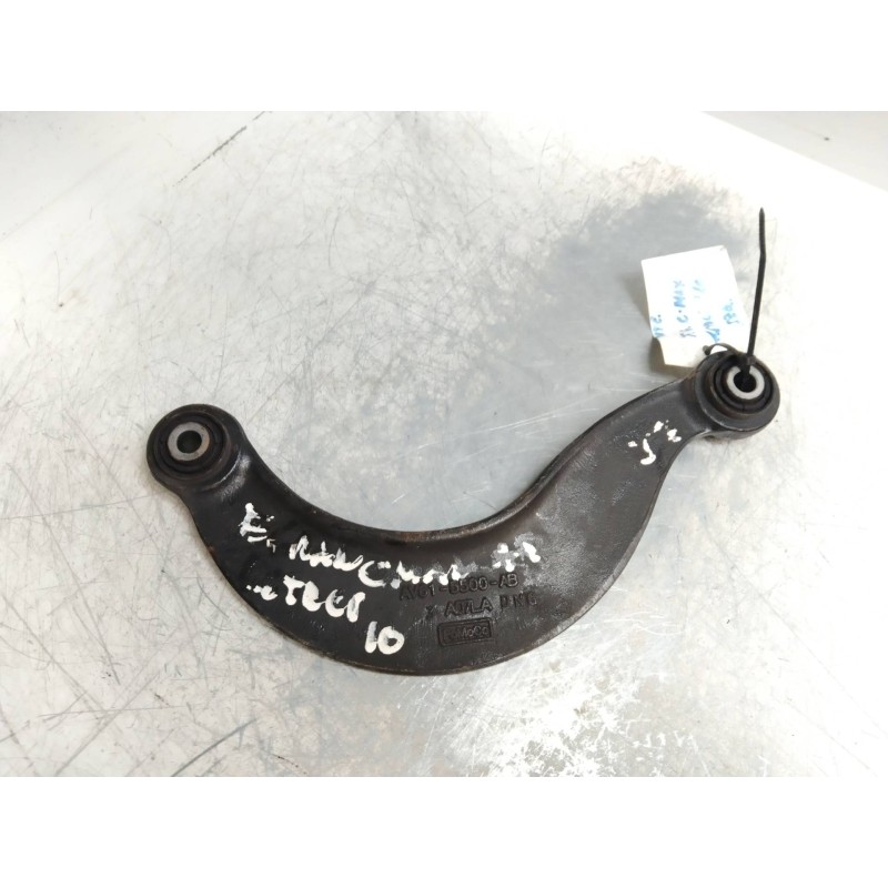 Recambio de brazo suspension superior trasero izquierdo para ford grand c-max 1.6 tdci cat referencia OEM IAM   