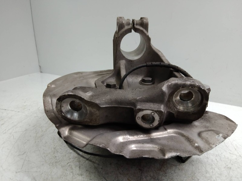 Recambio de mangueta delantera derecha para bmw serie 1 berlina (e81/e87) 116d referencia OEM IAM   