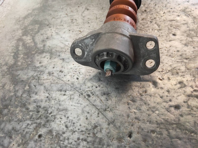 Recambio de amortiguador trasero derecho para seat ibiza (6p1) reference referencia OEM IAM 6R0513025 6R0512011BR 804902006199