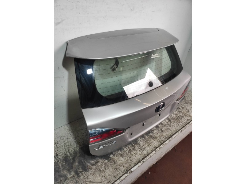 Recambio de porton trasero para lexus ct 200h referencia OEM IAM   