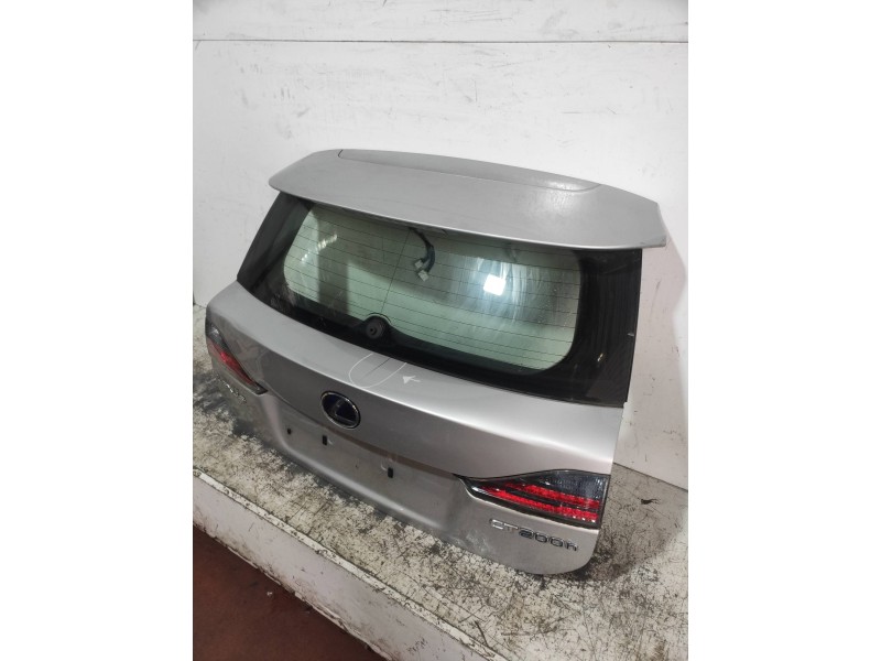 Recambio de porton trasero para lexus ct 200h referencia OEM IAM   