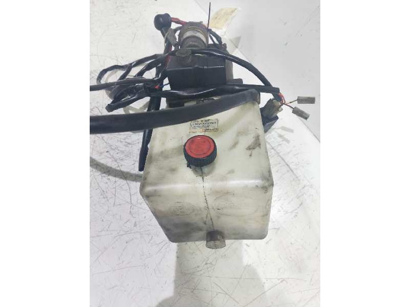 Recambio de bomba suspension para piaggio (vespa) vespacar tm referencia OEM IAM 36654 36505 