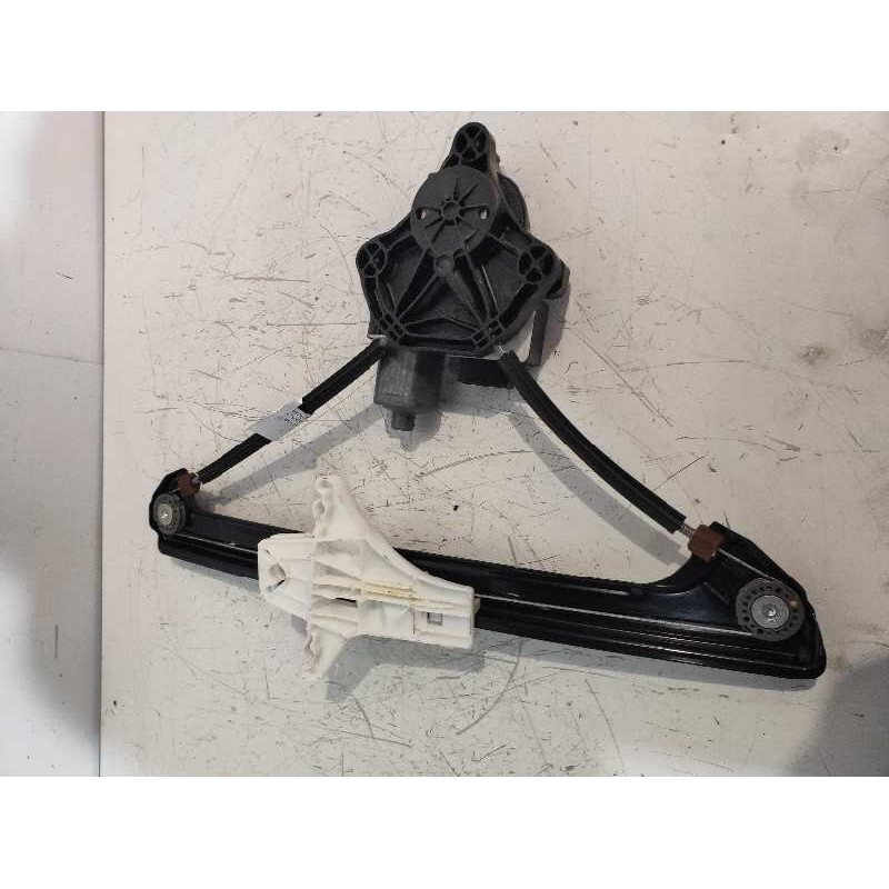 Recambio de elevalunas trasero derecho para volkswagen golf vii lim. (5g1) business bluemotion tech. referencia OEM IAM 01308226