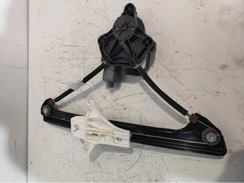 Recambio de elevalunas trasero derecho para volkswagen golf vii lim. (5g1) business bluemotion tech. referencia OEM IAM 01308226