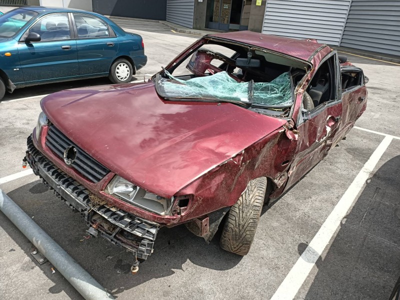 volkswagen passat berlina (3a2) del año 1994