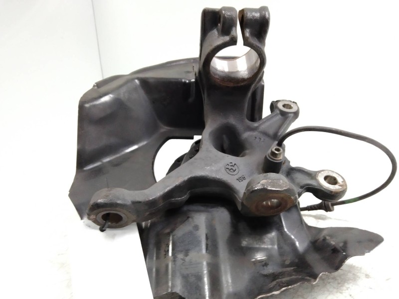 Recambio de mangueta delantera derecha para bmw serie 3 coupe (e46) 318 ci referencia OEM IAM   