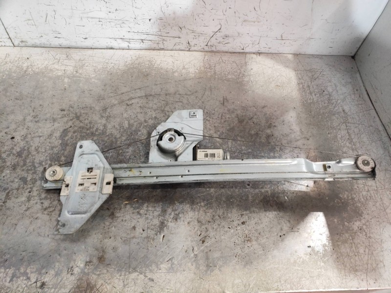 Recambio de elevalunas delantero derecho para citroen berlingo station wagon sx multispace referencia OEM IAM 402104B  5P