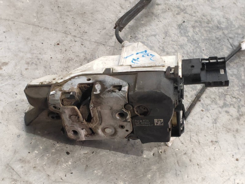 Recambio de motor cierre centralizado delantero izquierdo para citroen berlingo station wagon sx multispace referencia OEM IAM 8