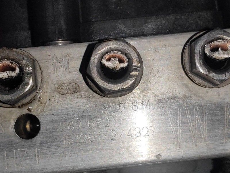 Recambio de abs para seat ibiza (6p1) reference referencia OEM IAM 6C0614517K 6C0907379K 6R0907379BA