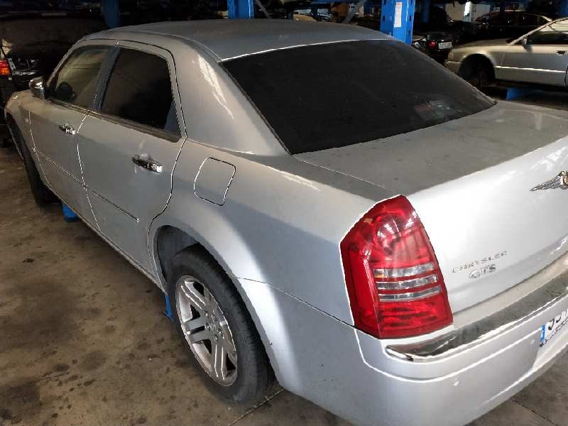 chrysler 300 c del año 2004